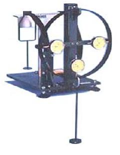 Deflection of Curved Bars Apparatus