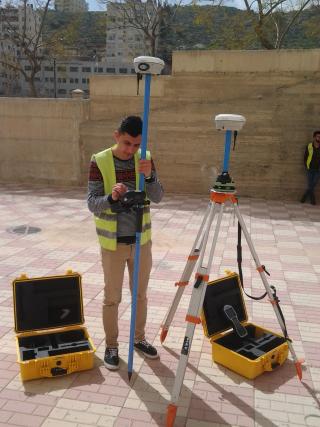 جهاز نظام التوقيع العالمي (GPS)